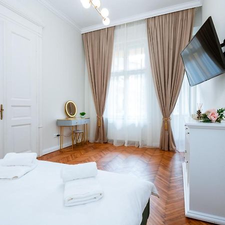 Apartament De Lux Central, P-Ta Matei Corvin 克卢日-纳波卡 外观 照片