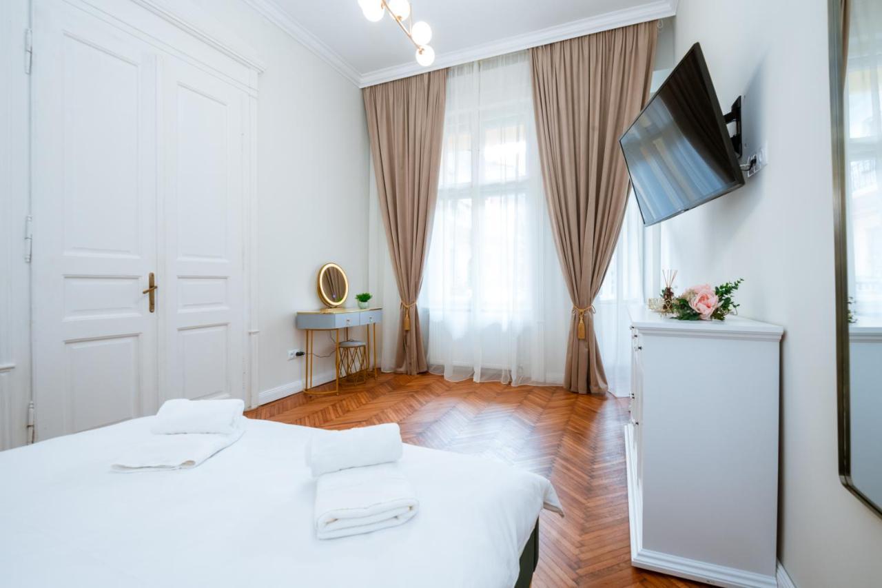 Apartament De Lux Central, P-Ta Matei Corvin 克卢日-纳波卡 外观 照片