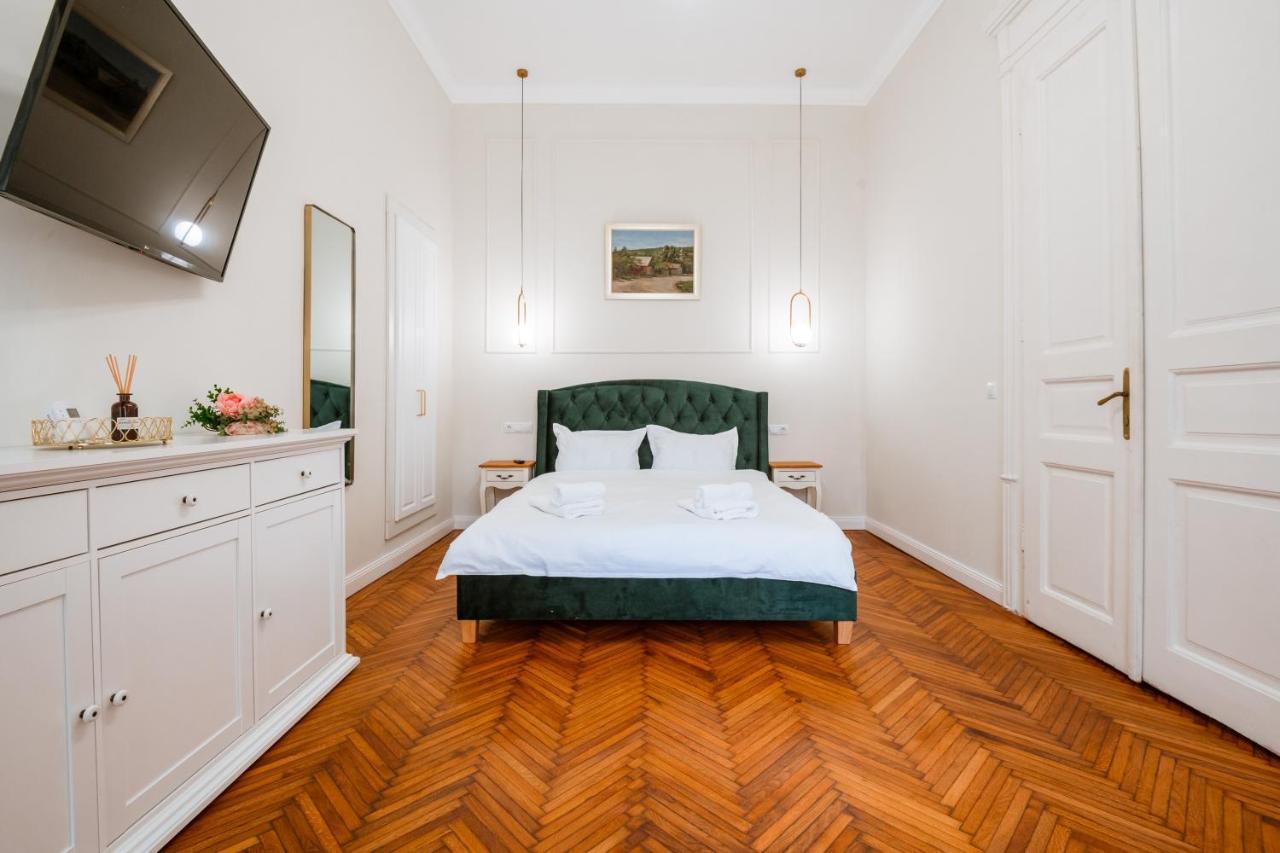 Apartament De Lux Central, P-Ta Matei Corvin 克卢日-纳波卡 外观 照片